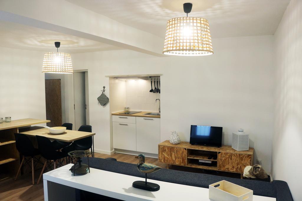 Nooks Two Apartment *